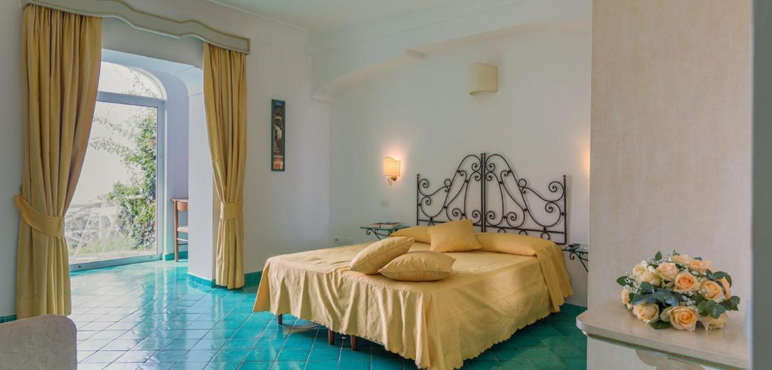 Bacio Del Sole B&B โปซิตาโน ภายนอก รูปภาพ